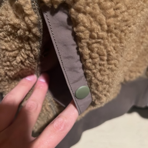 J. Crew Wallace and Barnes Sherpa brown jacket - Picture 4 of 8